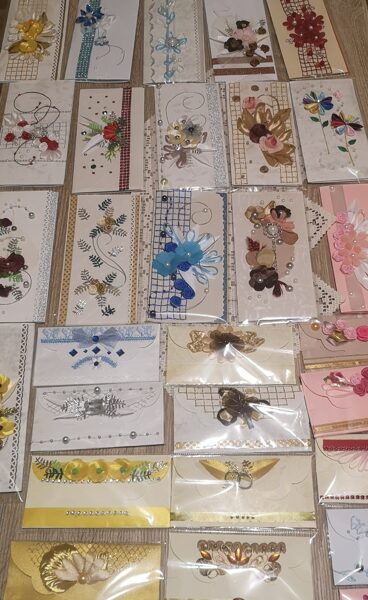 Rankų darbo atvirukai ir vokeliai